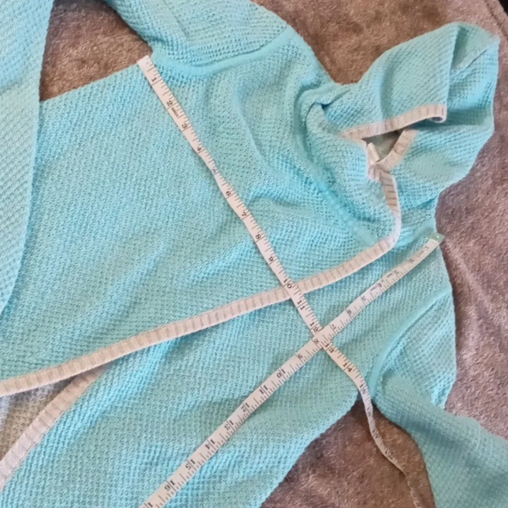 Ivivva Dream Embracer Wrap aqua and gray